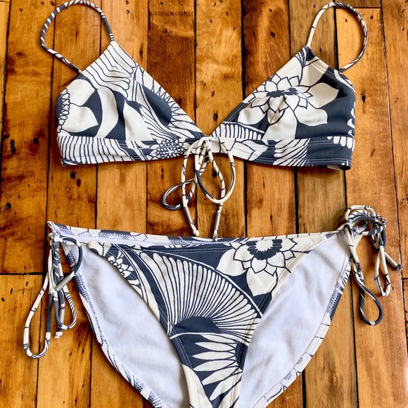 SOLD - Picture 2 of 12